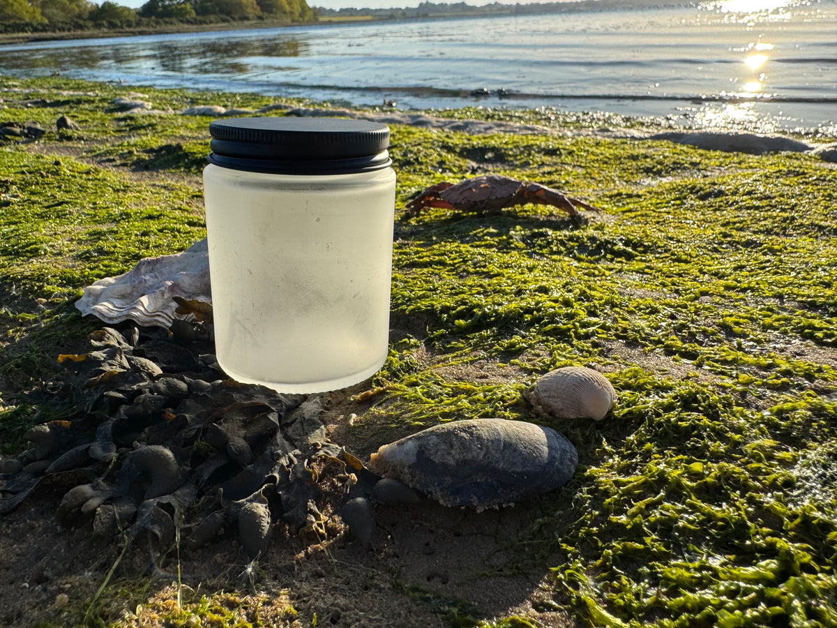 150ml Frosted Clear Glass Jar with Matte Black Aluminium Lid