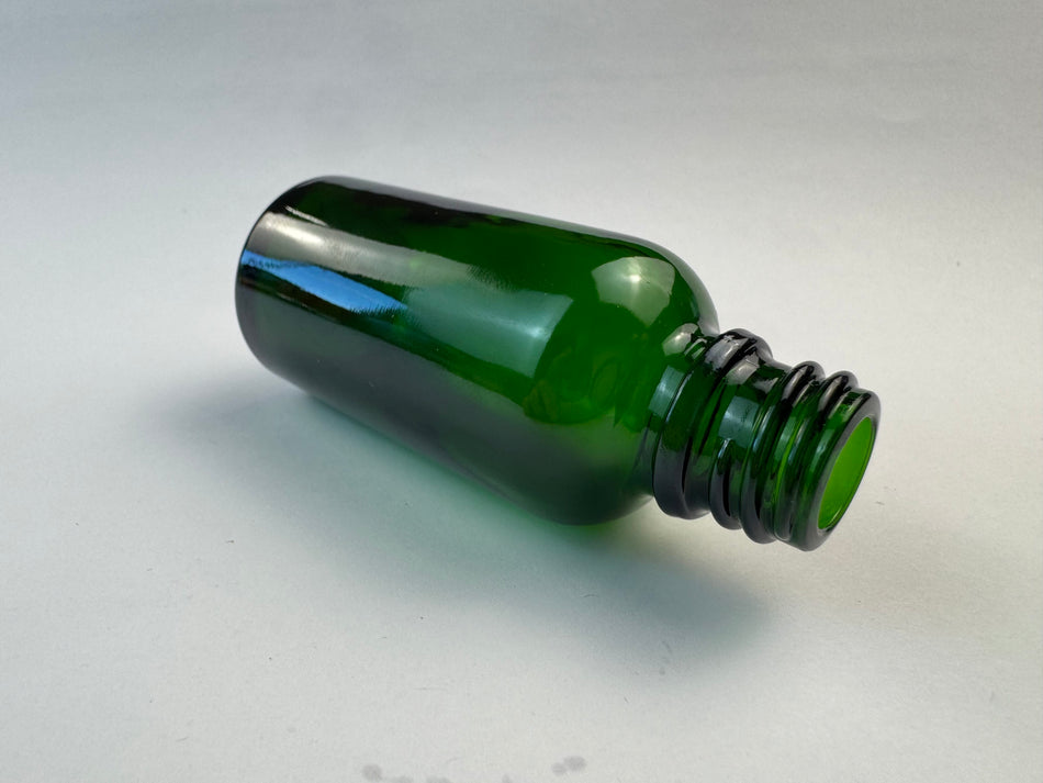 30ml Green Glass Dropper Bottle with 1.5mm Dripper Insert and Tamper Evident Black Cap (Type III)