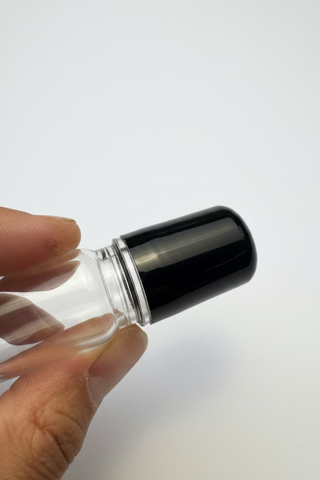 DIN18 Stainless Steel Roller Ball with Gloss Black plastic Cap for Roll-On Bottles (better value)