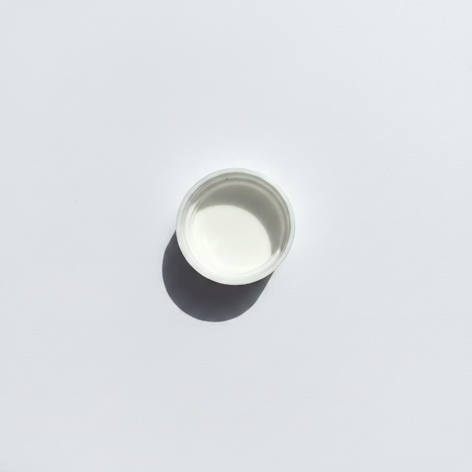 White PP Plastic Wadded Ribbed Cap 28mm (Polypropylene)